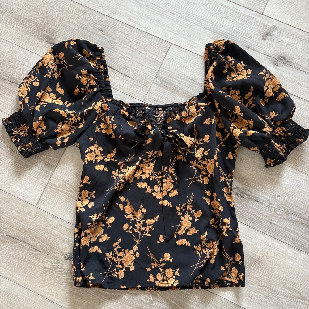 Black Floral Puff-Sleeve Women's Top